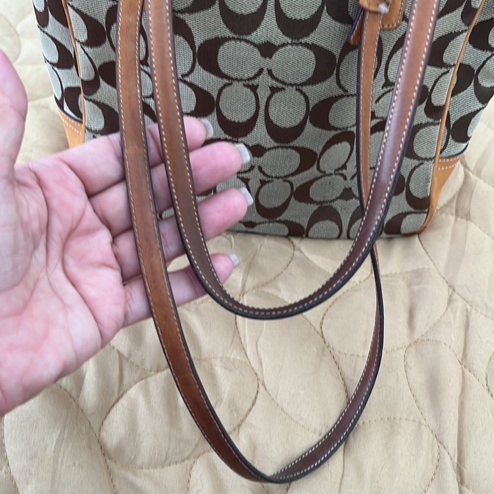 Coach shoulder bag - Picture 6 of 11